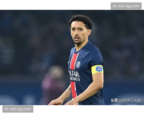 曝巴黎圣日耳曼更衣室出现分歧，球员对部分战术安排有异议