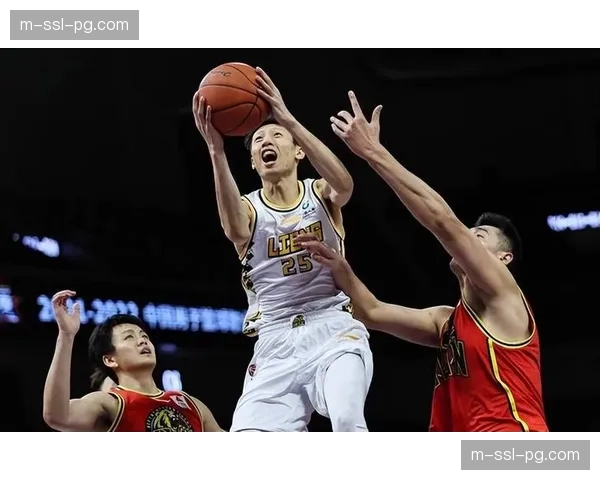 技术争议：XC赛中被判犯规的车手提出申诉，裁判组复核录像