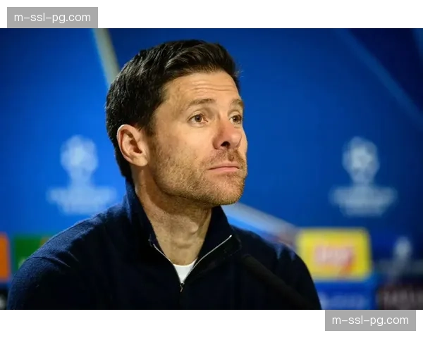 勒沃库森主帅阿隆索赛前专访:谈三线作战与不败纪录压力 勒沃库森主帅阿隆索赛前专访:谈三线作战与不败纪录压力